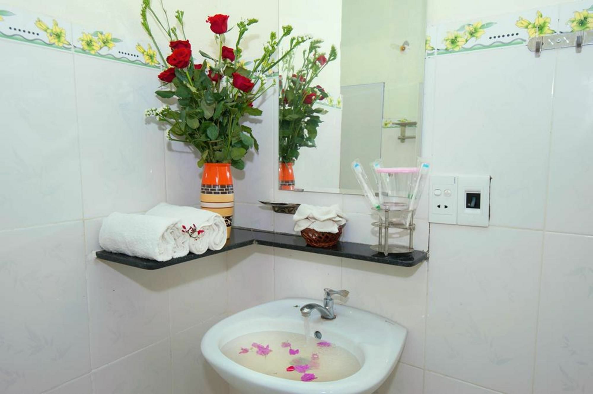 Bougain Villeas Homestay Hoi An Luaran gambar